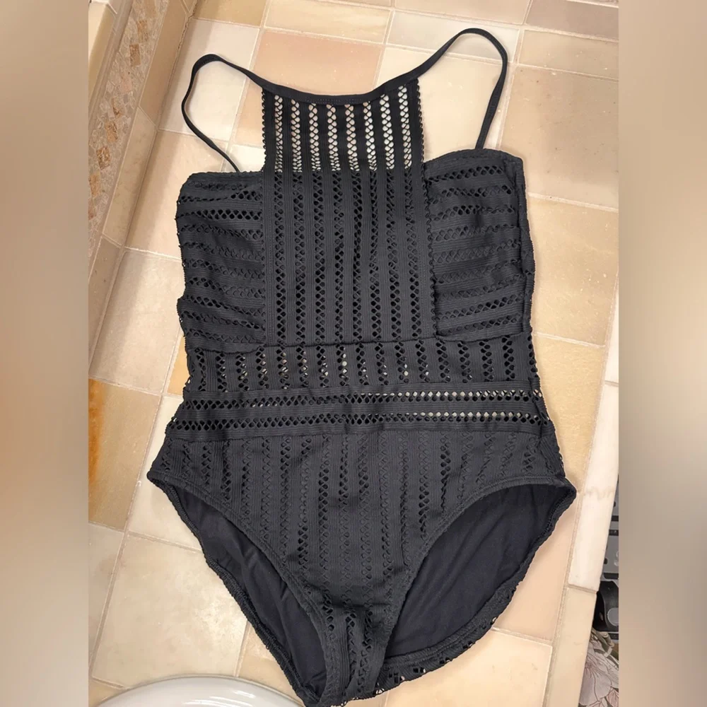 Kenneth Cole Black Swimsuit - Picture 3 of 5